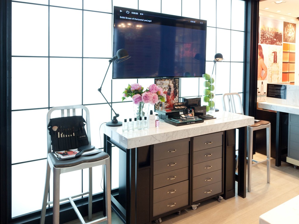 Bobbi Brown galeri 7