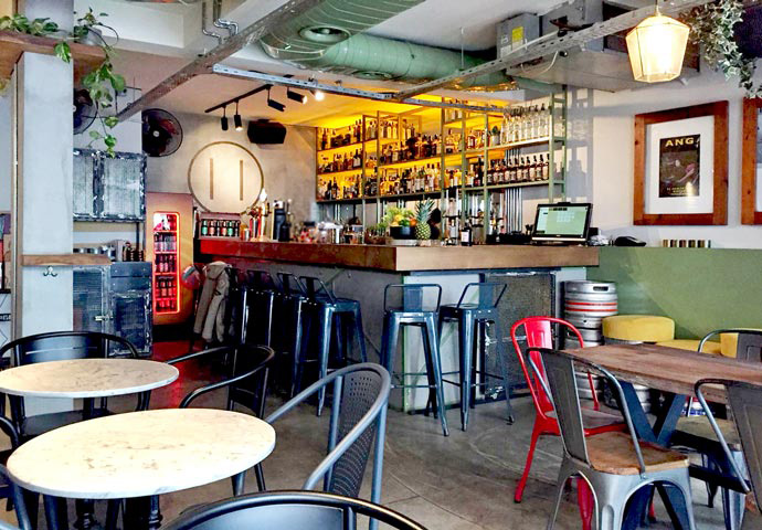Hunhar Pub galeri 1