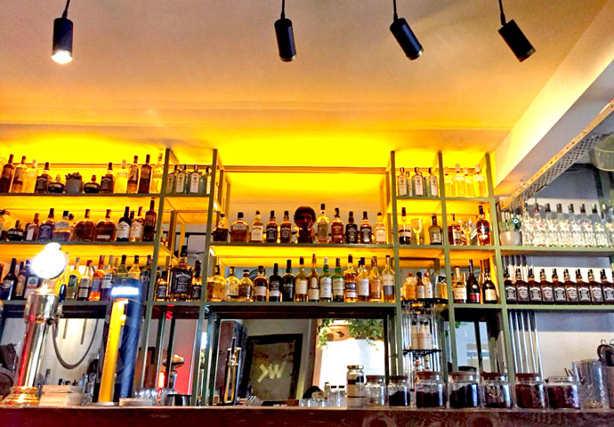 Hunhar Pub galeri 3